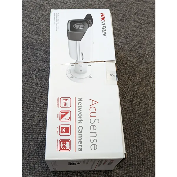DS-2CD2T43G2-4I(4mm) - Poškozený obal