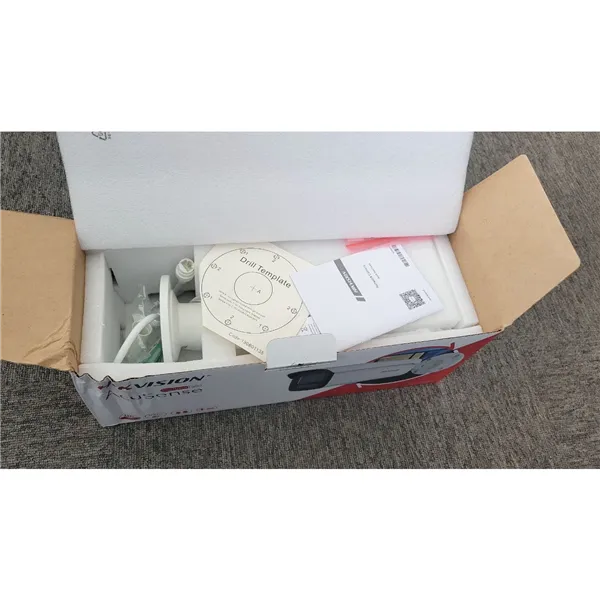DS-2CD2T83G2-4LI(2.8mm) - Poškozený obal