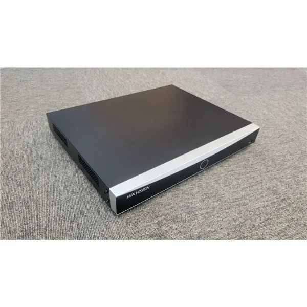 DS-7608NXI-I2/VPro - Použité