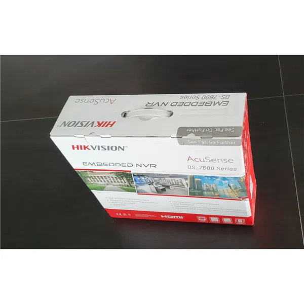 DS-7616NXI-K2/16P(D) - Poškozený obal