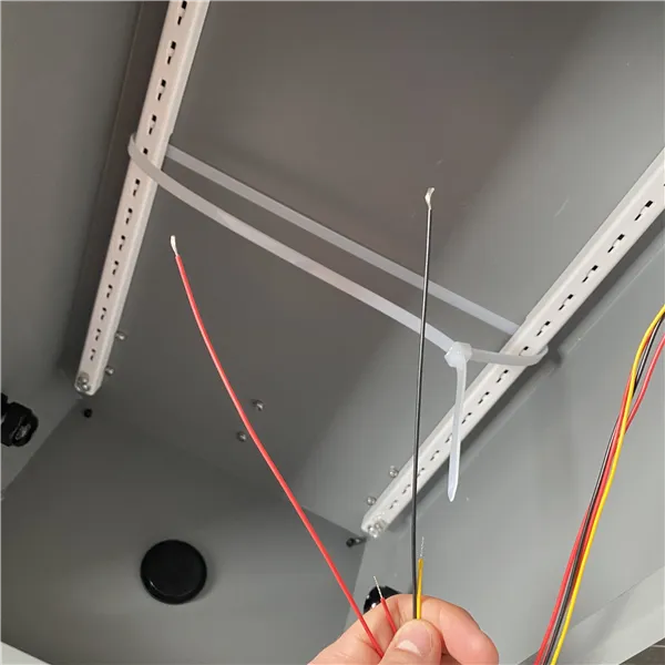 IOT BOX L