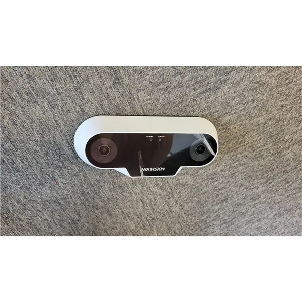 iDS-2CD6810F/C(2.0mm) - Vystavený kus
