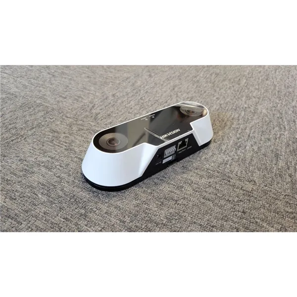 iDS-2CD6810F/C(2.0mm) - Vystavený kus