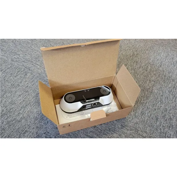 iDS-2CD6810F/C(2.0mm) - Vystavený kus